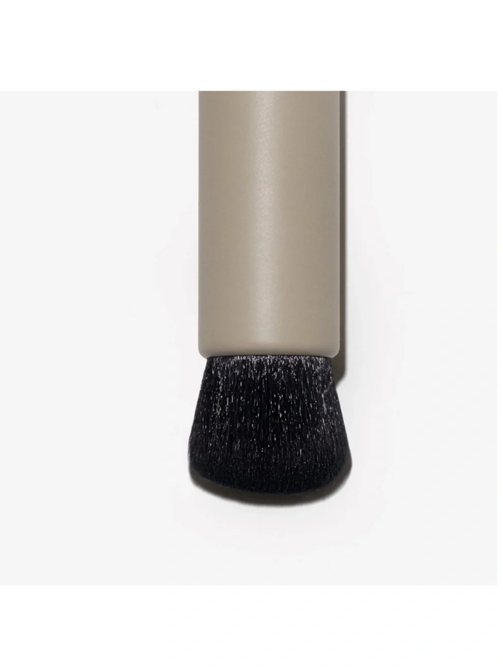 REFY bronzer brush